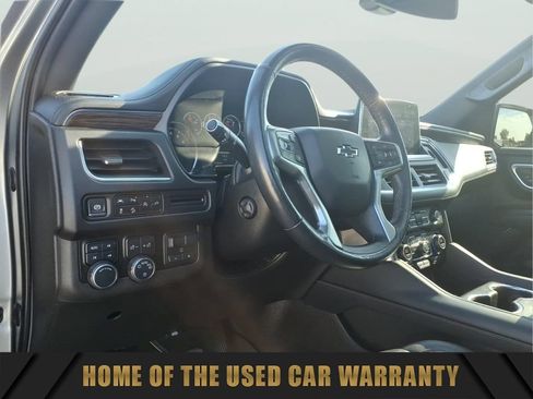 Used 2021 Chevrolet Tahoe Z71 w/ Luxury Package AWD/4WD image 16