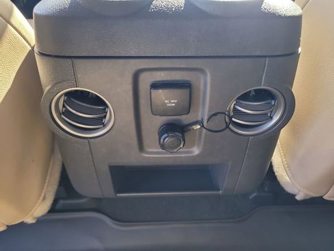 Used 2015 Ford F250 Lariat w/ Lariat Ultimate Package image 13