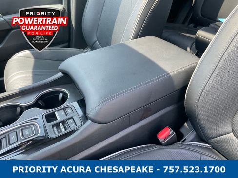 Used 2025 Honda Pilot Elite image 22