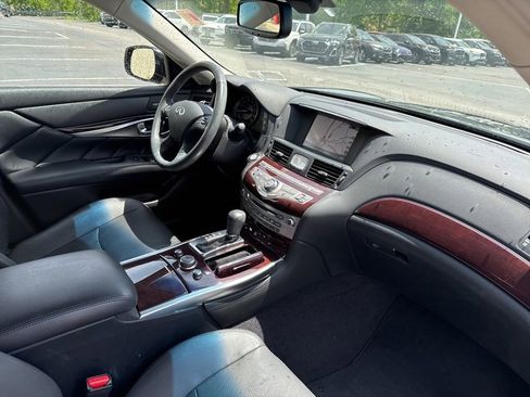 Used 2018 INFINITI Q70 L 3.7 AWD/4WD image 35