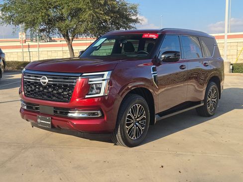 Certified 2025 Nissan Armada SL w/ Captain's Chari Seat Package image 3