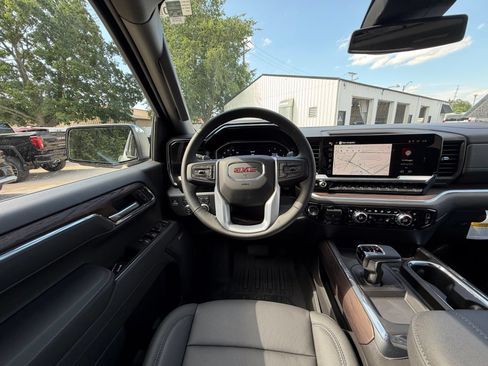 New 2026 GMC Sierra 1500 SLT w/ SLT Premium Plus Package AWD/4WD image 2