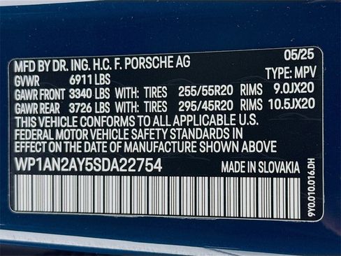 New 2025 Porsche Cayenne S image 34