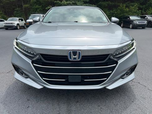 Used 2021 Honda Accord EX image 2