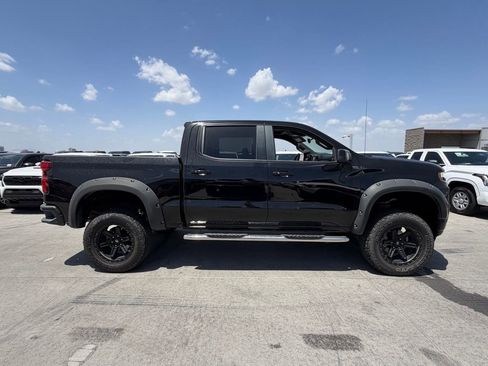 Used 2019 Chevrolet Silverado 1500 RST w/ All-Star Edition AWD/4WD image 3