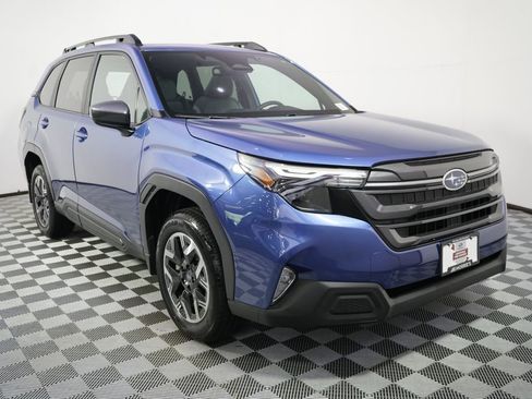 Used 2026 Subaru Forester Premium AWD/4WD image 9