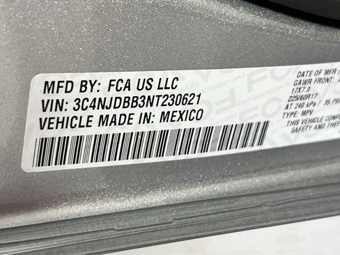 Used 2022 Jeep Compass Latitude w/ Convenience Group image 30