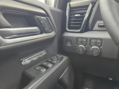 New 2026 GMC Sierra 1500 Denali image 31