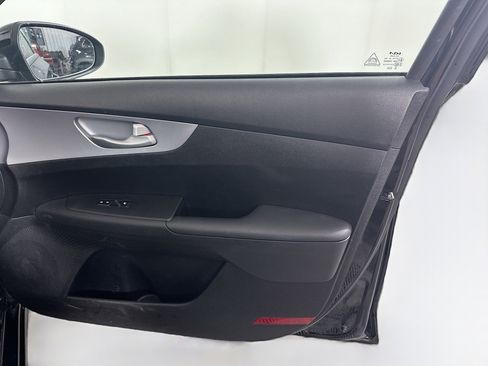 Used 2024 Kia Forte LXS image 29