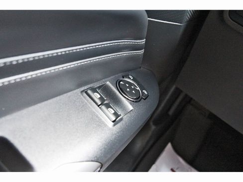 Used 2024 Ford Mustang GT Premium image 17