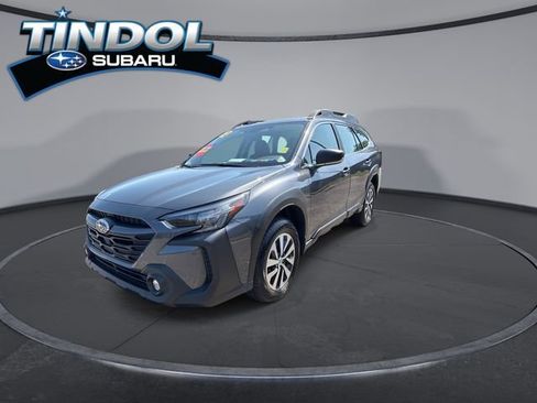 Certified 2025 Subaru Outback AWD/4WD image 4