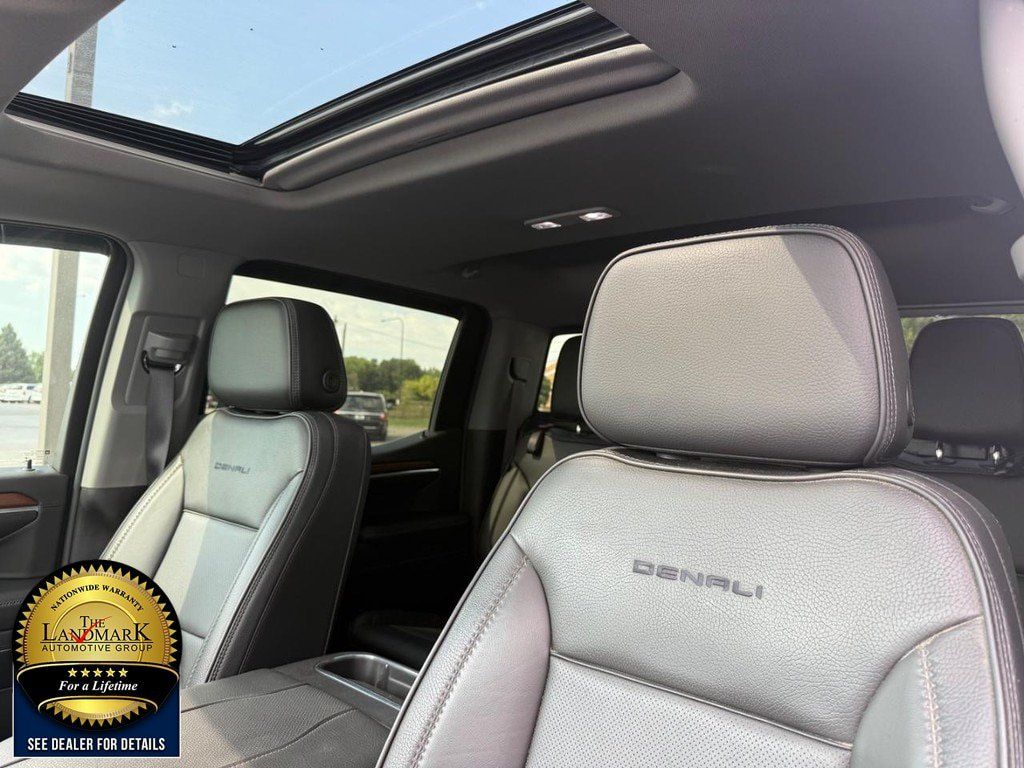 Used 2023 GMC Sierra 1500 Denali AWD/4WD image 9