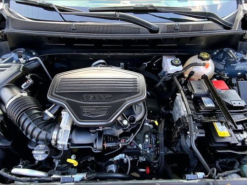 Used 2023 Cadillac XT6 Premium Luxury image 29