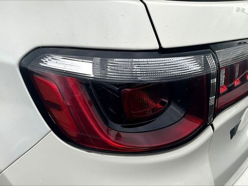 Used 2021 Jeep Compass Latitude w/ Sun and Sound Group image 24