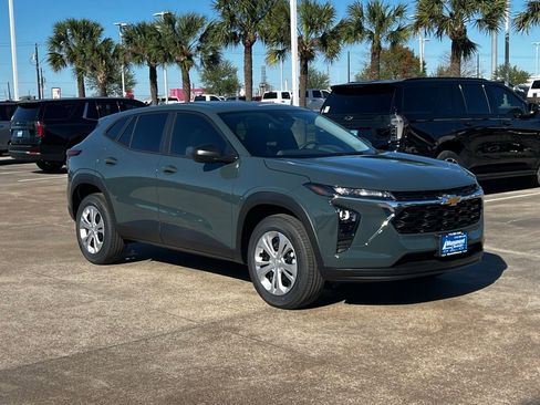 New 2026 Chevrolet Trax LS image 9