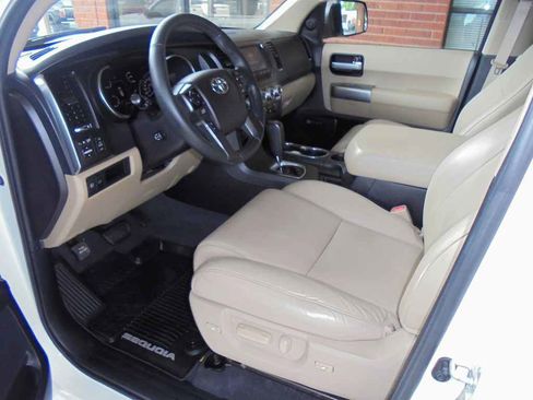 Used 2021 Toyota Sequoia Limited w/ Safety & Convenience Package RWD image 7