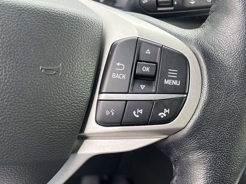 Used 2022 Ford Explorer XLT w/ Equipment Group 202A image 23