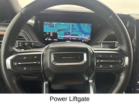 Used 2025 GMC Yukon XL Denali AWD/4WD image 43