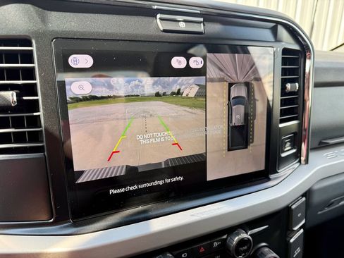 New 2026 Ford F250 XLT w/ XLT Premium Package AWD/4WD image 27