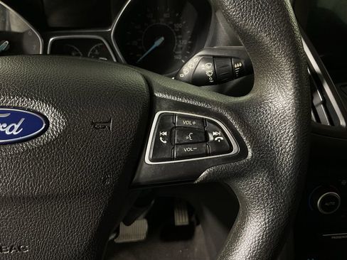 Used 2018 Ford Escape SE w/ SE Sync 3 Package image 24