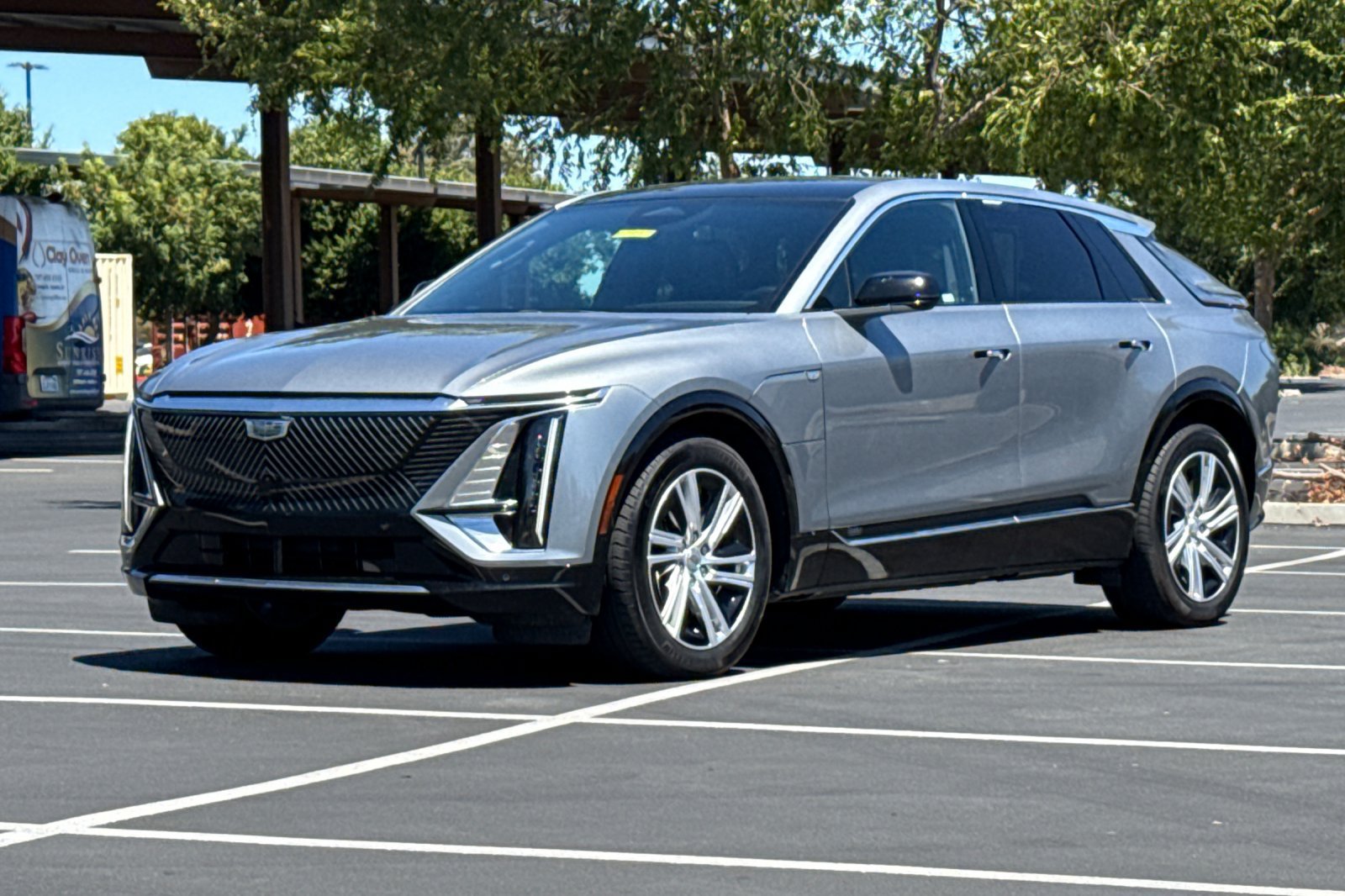 Used 2024 Cadillac Lyriq Tech AWD/4WD image 16