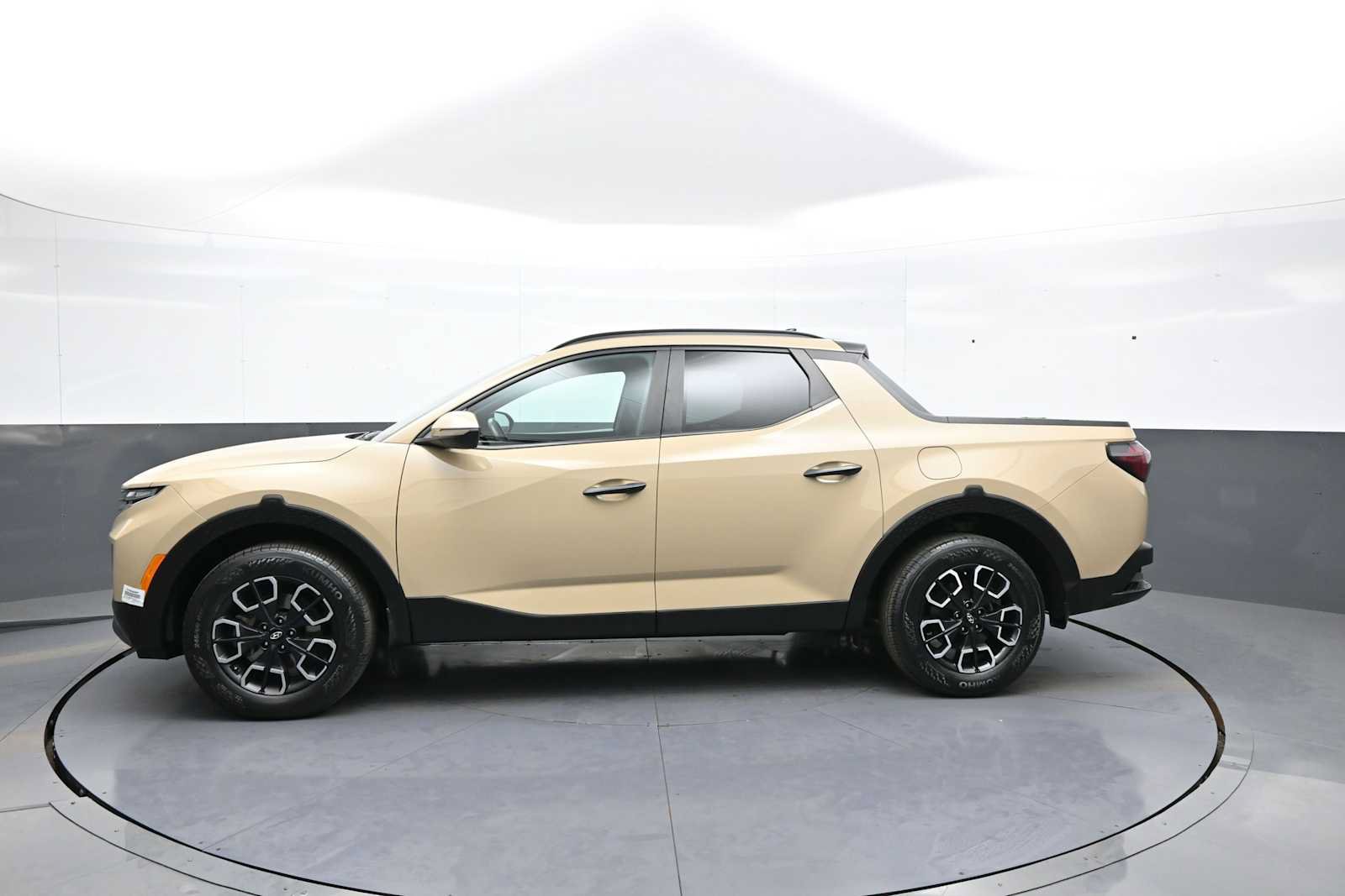 Certified 2023 Hyundai Santa Cruz SEL w/ Activity Package AWD/4WD image 9