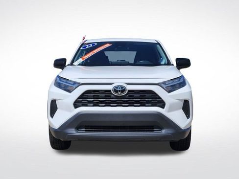 Used 2023 Toyota RAV4 LE AWD/4WD image 2