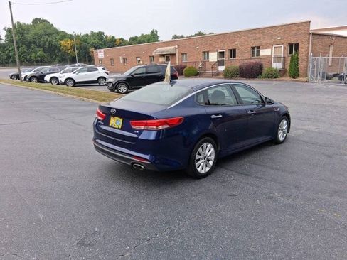 Used 2017 Kia Optima EX FWD image 5