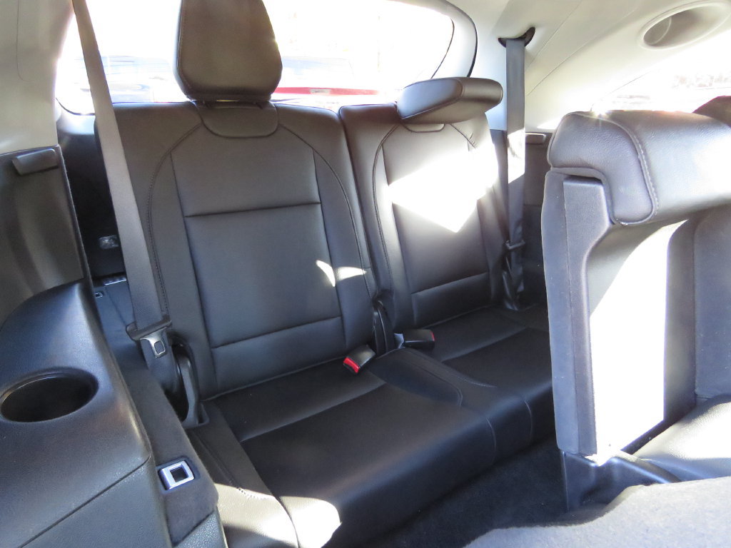 Used 2017 Acura MDX w/ Technology Package AWD/4WD image 18