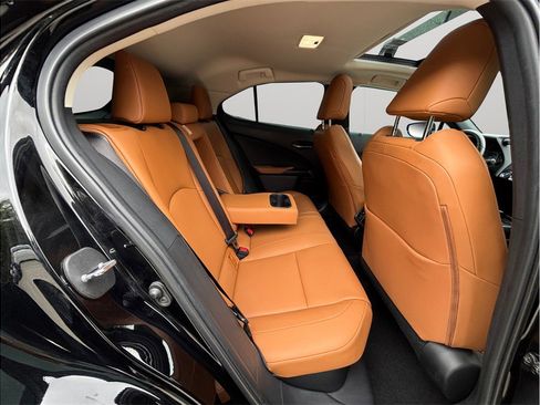 Used 2021 Lexus UX 250h w/ Premium Package AWD/4WD image 41