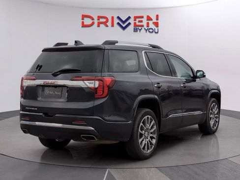 Used 2023 GMC Acadia Denali w/ Trailering Package image 5