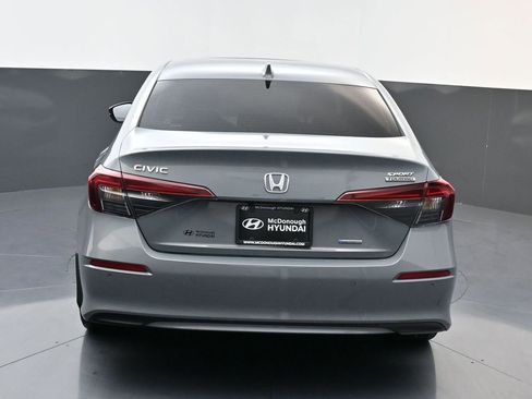 Used 2025 Honda Civic Sport image 4