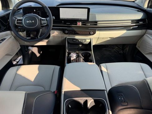 New 2026 Kia Carnival SX Prestige image 12