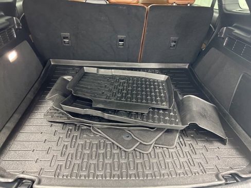 Certified 2023 Lincoln Nautilus Reserve w/ Equipment Group 201A image 9