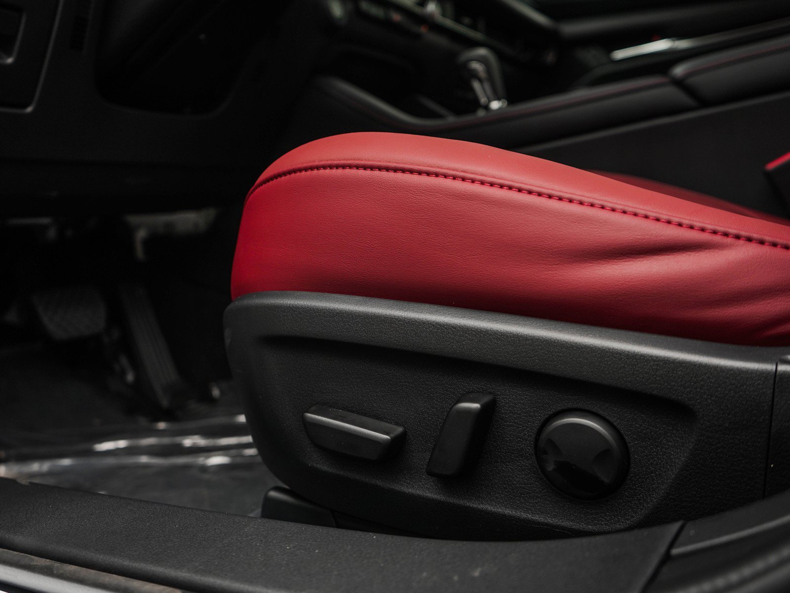 New 2026 MAZDA MAZDA3 Carbon AWD/4WD image 17