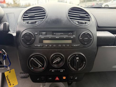 Used 2000 Volkswagen Beetle GLS image 14