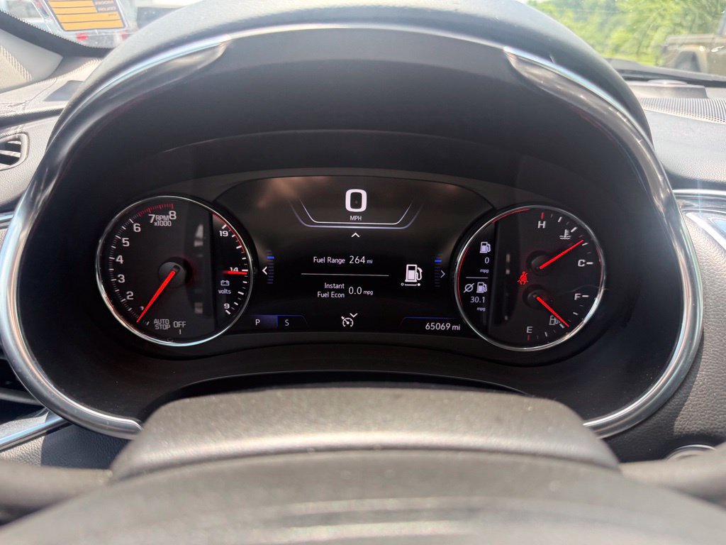 Used 2024 Chevrolet Malibu LT FWD image 17