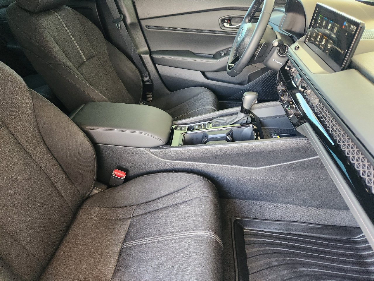 Used 2025 Honda Accord Sport image 13