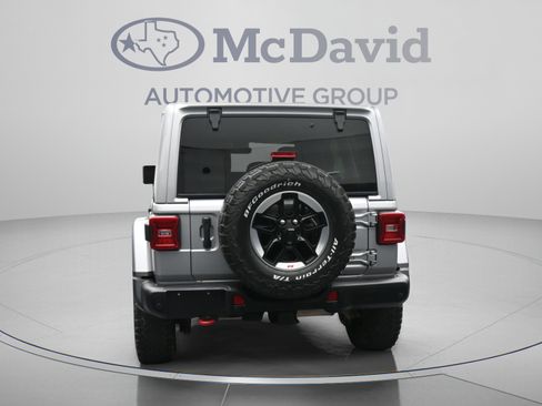Used 2021 Jeep Wrangler Unlimited Rubicon AWD/4WD image 7