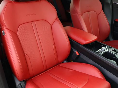 Used 2025 Kia K5 GT-Line w/ GT-Line Premium Package image 17