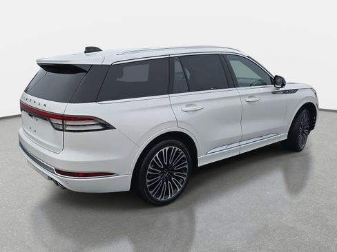 New 2026 Lincoln Aviator Black Label image 5