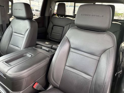 Used 2022 GMC Sierra 1500 Denali w/ Denali Premium Package AWD/4WD image 27