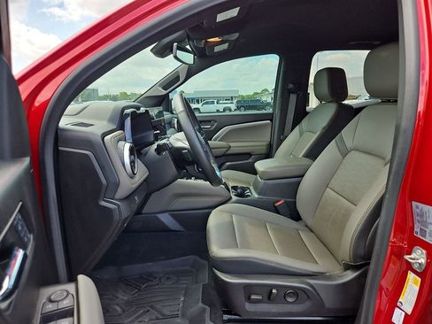 Certified 2024 Chevrolet Colorado ZR2 w/ ZR2 Convenience Package III AWD/4WD image 19