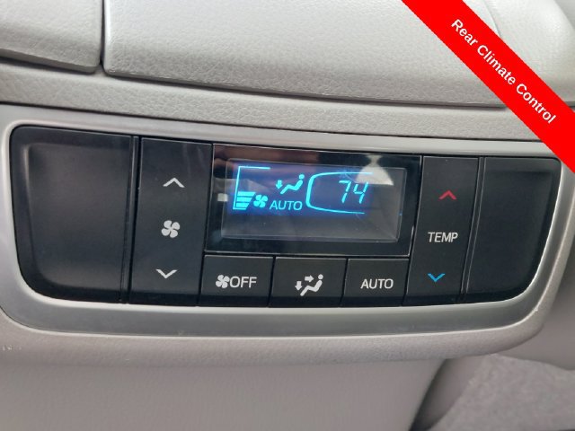 Used 2016 Toyota Highlander Limited AWD/4WD image 33