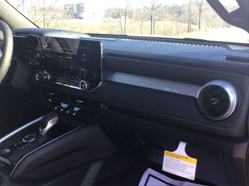 New 2026 Chevrolet Colorado LT w/ LT Convenience Package image 24