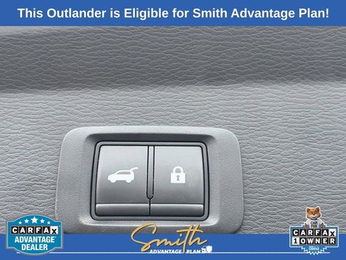 Used 2024 Mitsubishi Outlander SE image 13