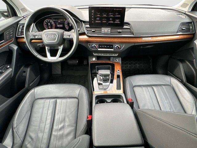 Used 2023 Audi Q5 2.0T Premium Plus AWD/4WD image 17