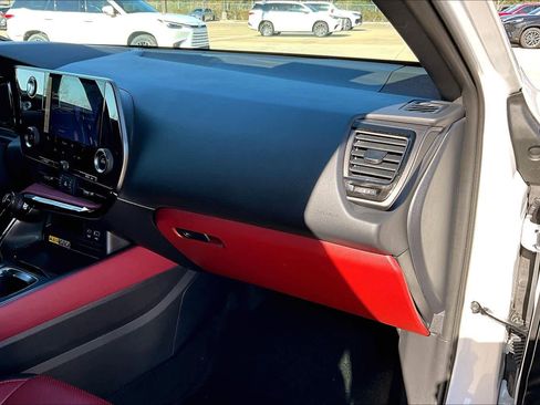 Used 2025 Lexus NX 250 FWD image 19