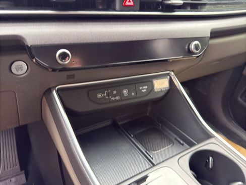 New 2026 Kia Carnival EX image 14