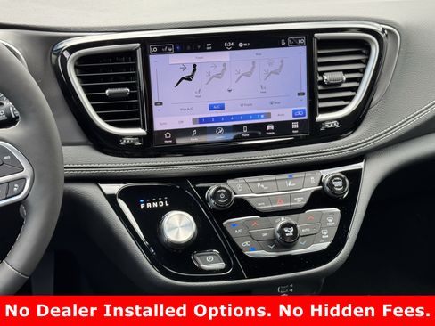New 2026 Chrysler Pacifica Select FWD image 16